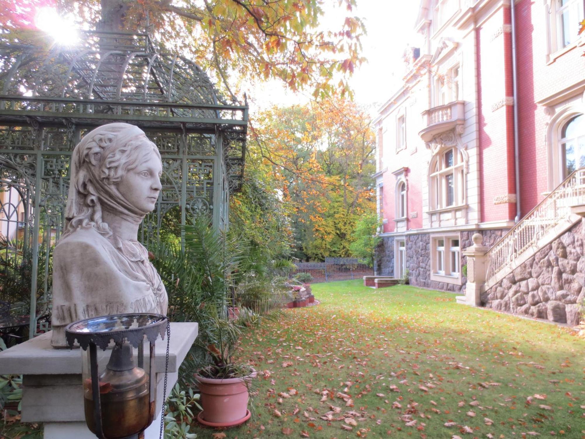 Villa Vier Jahreszeiten Crimmitschau Extérieur photo